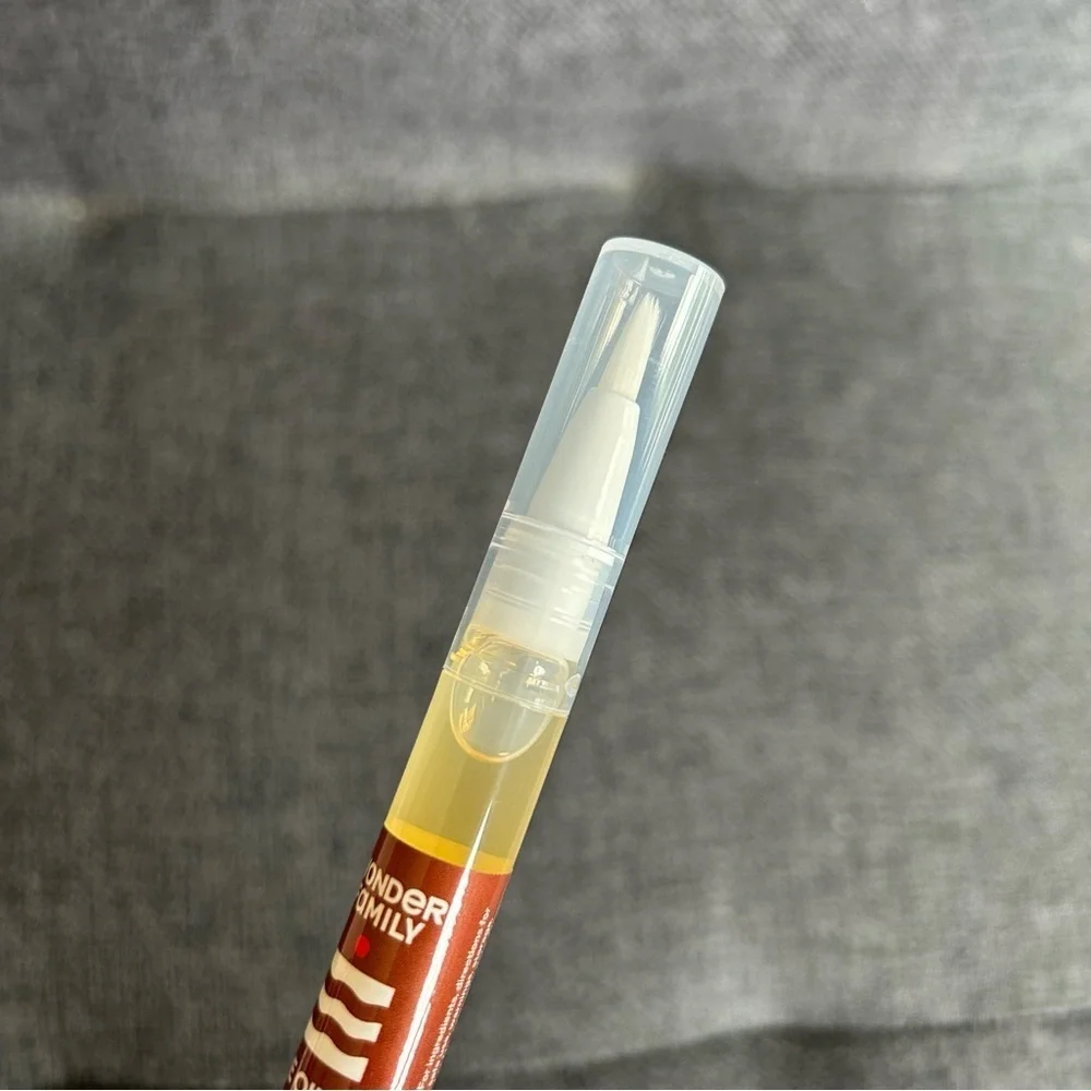 BROWNIE Scented Cuticle Nail Oil Pen, Clean Beauty, Travel, 0.4 fl oz